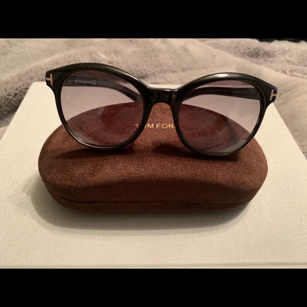 Authentic Tom Ford Riley Sunglasses